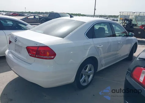 2015 Volkswagen Passat 1.8T Limited Edition from USA, damaged, VIN 1VWAT7A39FC092596